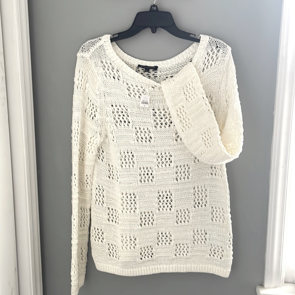 Off white, open stitch sweater